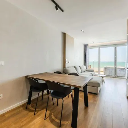 Διαμέρισμα The Seaview Jacuzzi By Ps Golem (Tirana)