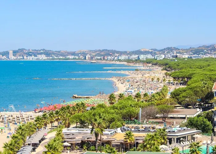 The Seaview Jacuzzi By Ps * Golem (Tirana)