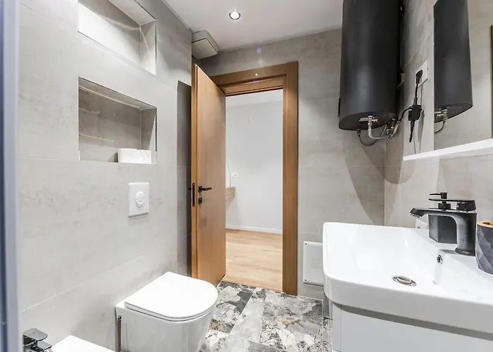 The Seaview Jacuzzi By Ps Appartamento *