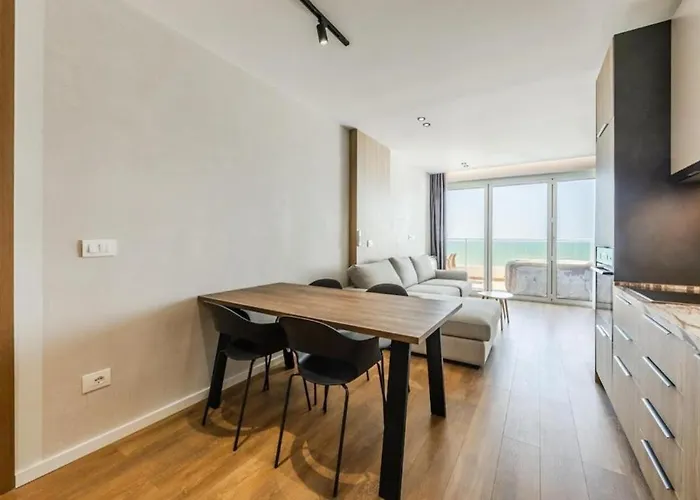 Apartment The Seaview Jacuzzi By Ps Golem (Tirana)