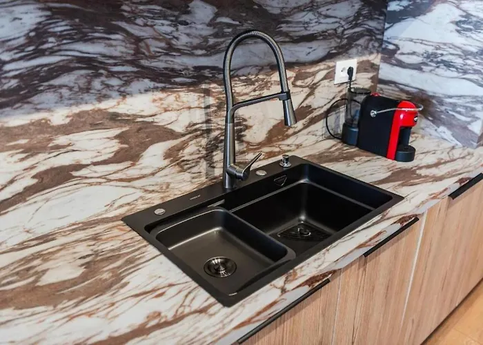 The Seaview Jacuzzi By Ps Apartment *